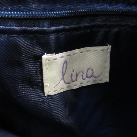 Lina Striped Rainbow Crochet Crossbody Bag Heart - Picture 8 of 8